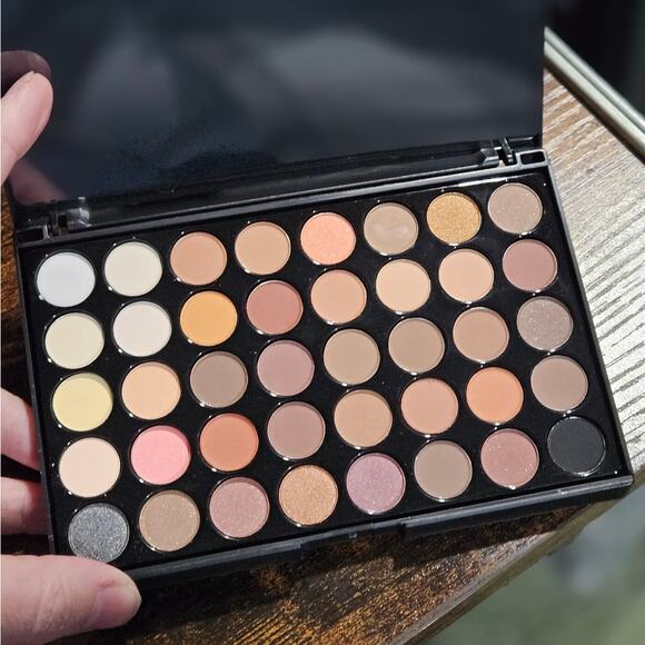 Popfeel Eye Shadow Palette E40 01 ~ 40 color Full Makeup Eye Shadow Palette - Picture 3 of 7